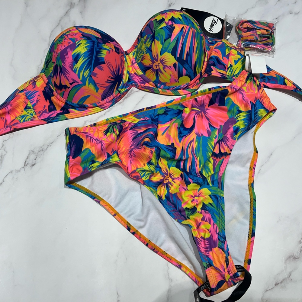 Boohoo Multicolor Tropical Bikini Top - Picture 2 of 6